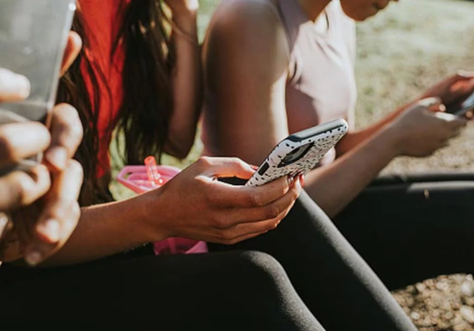 Adicción a las redes sociales: esta es la señal que jamás debes ignorar y que debería preocuparte 1 adiccion redes sociales 3